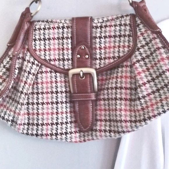 Tommy Hilfiger Summer Outfit - Picture 3 of 10